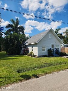 1103 2nd Way, North Fort Myers, FL, 33903