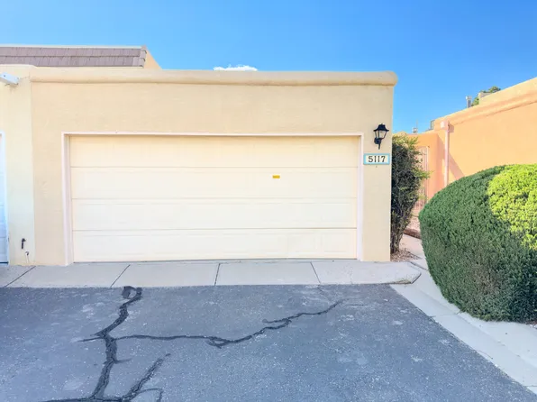 5117 Pinata Pl NE, Albuquerque, NM 87109