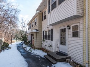 25 Padanaram Rd APT 104, Danbury, CT 06811