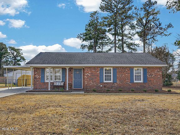 3rd image of 5012 Ferndale Drive