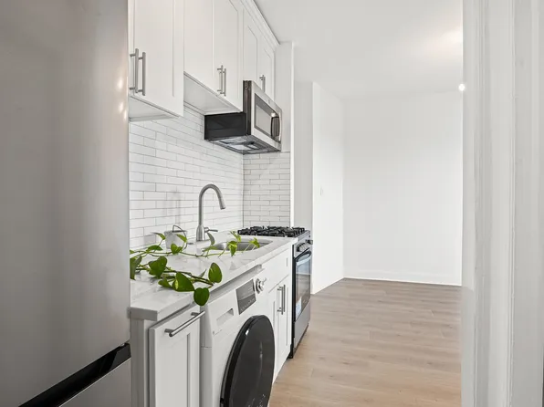 57 Corbin Avenue image 7 of 21