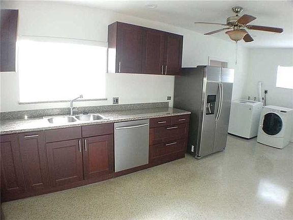 2nd image of 2259 NE 174th St