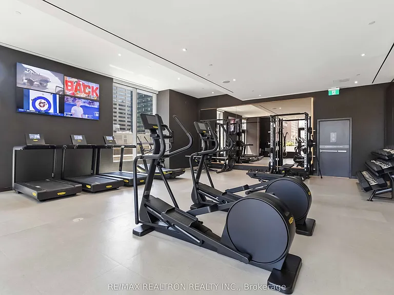 11 Yorkville Ave #3403 — Photo 25