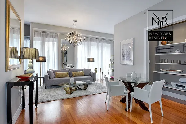 Rented by New York Residence | media 32