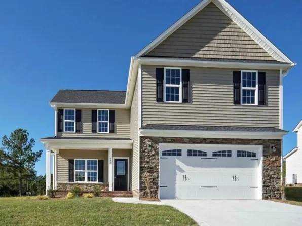 440 Saddle Ridge Rd, Fayetteville, NC 28311