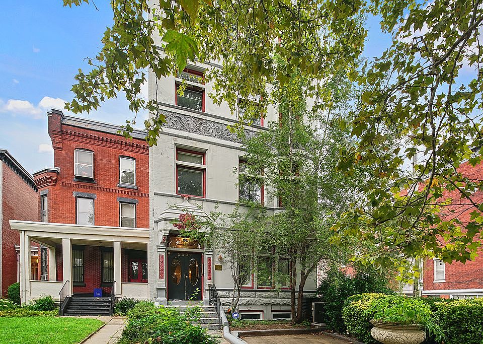 2nd image of 2301 Green St APT 4