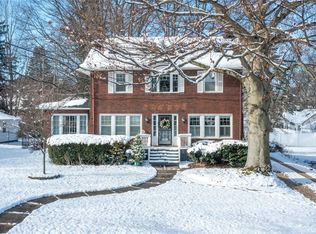 2060 6th St, Cuyahoga Falls, OH 44221