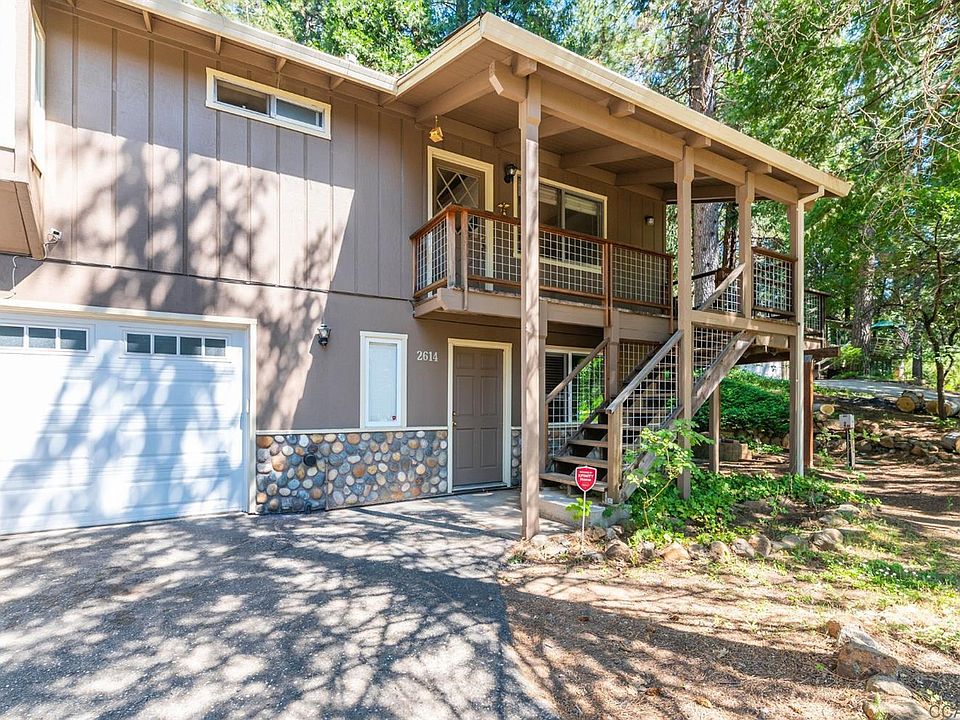 1st image of 2614 Black Oak Dr