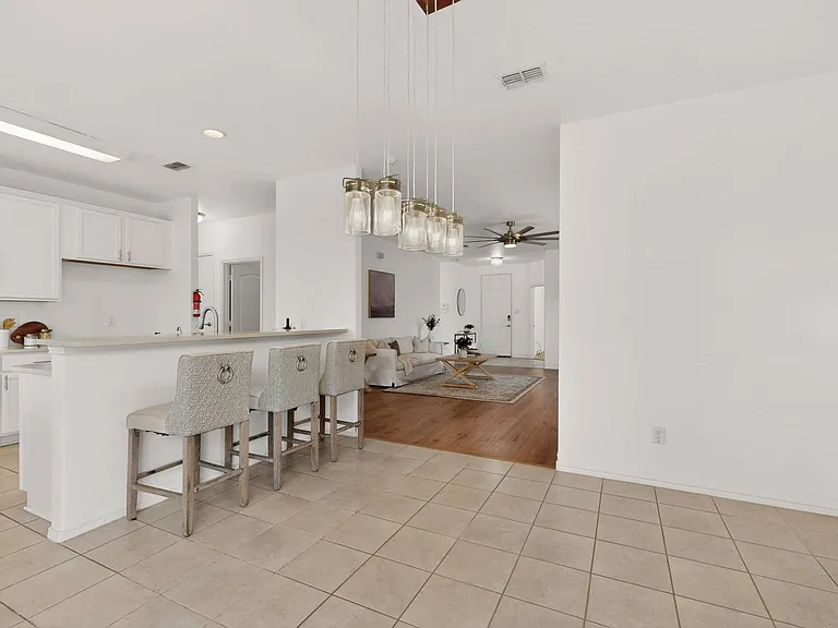 6212 Topsail Dr — Photo 12