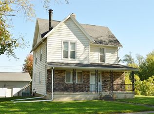 1102 2nd Ave, Vinton, IA 52349