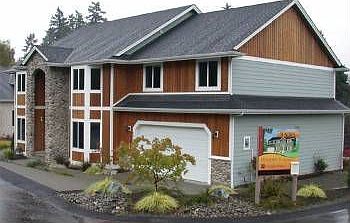1st image of 4611 103rd Avenue Ct E
