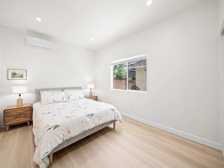 1316 S Raleo Ave — Photo 26
