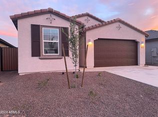 2995 E Hayfield Way, San Tan Valley, AZ 85140
