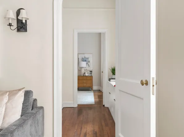 125 East 74th Street image 6 of 9