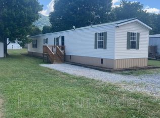 51 Cactus Dr, Waynesville, NC 28785