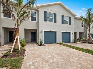 15453 Wildflower Cir, Naples, FL 34119