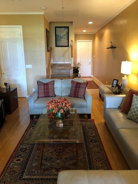 1st image of 28 Beechdale Ln