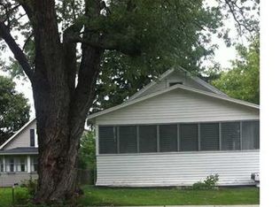 269 Clover Ridge Dr, Syracuse, NY 13206