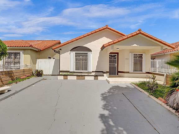 5th image of 8801 NW 111th Terrace