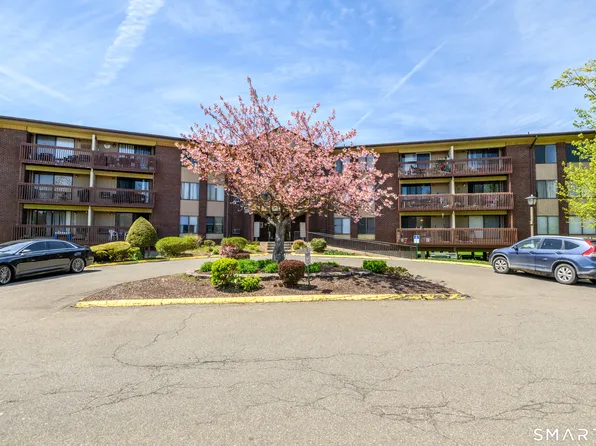 1219 Cromwell Hills Drive #1219, Cromwell, CT 06416