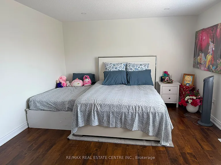 32 Ray Richards St — Photo 7
