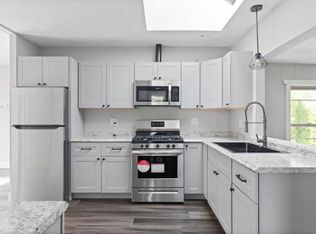 127 Pine Hill Ave, Johnston, RI 02919