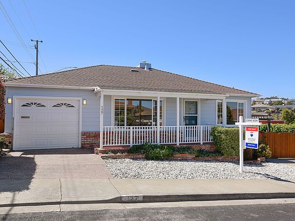 3rd image of 127 Rosewood Way