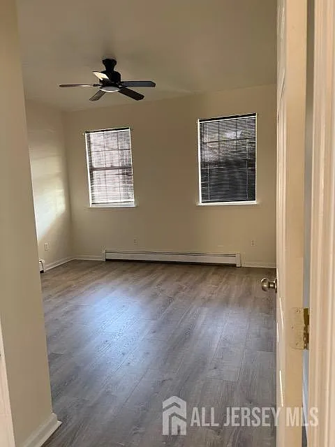 3 bed, 1.0 bath, $2,300 — Photo 4