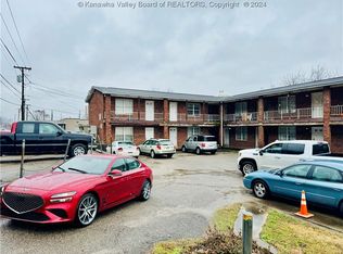 1507 W Dupont Ave, Belle, WV 25015