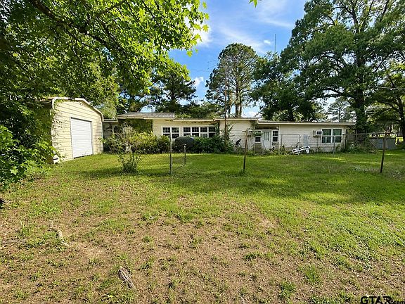 3rd image of 1372 County Road 1416