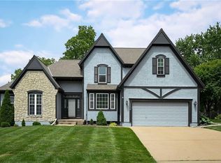 12826 Larsen St, Overland Park, KS 66213