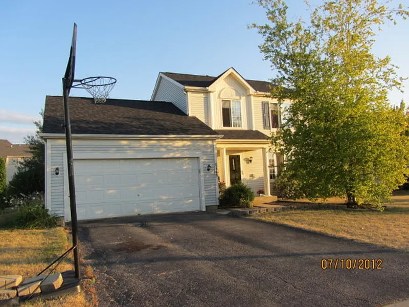 1145 Sawmill Ln photo 1