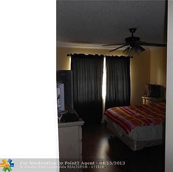 4th image of 3975 NW 9th Ave #8