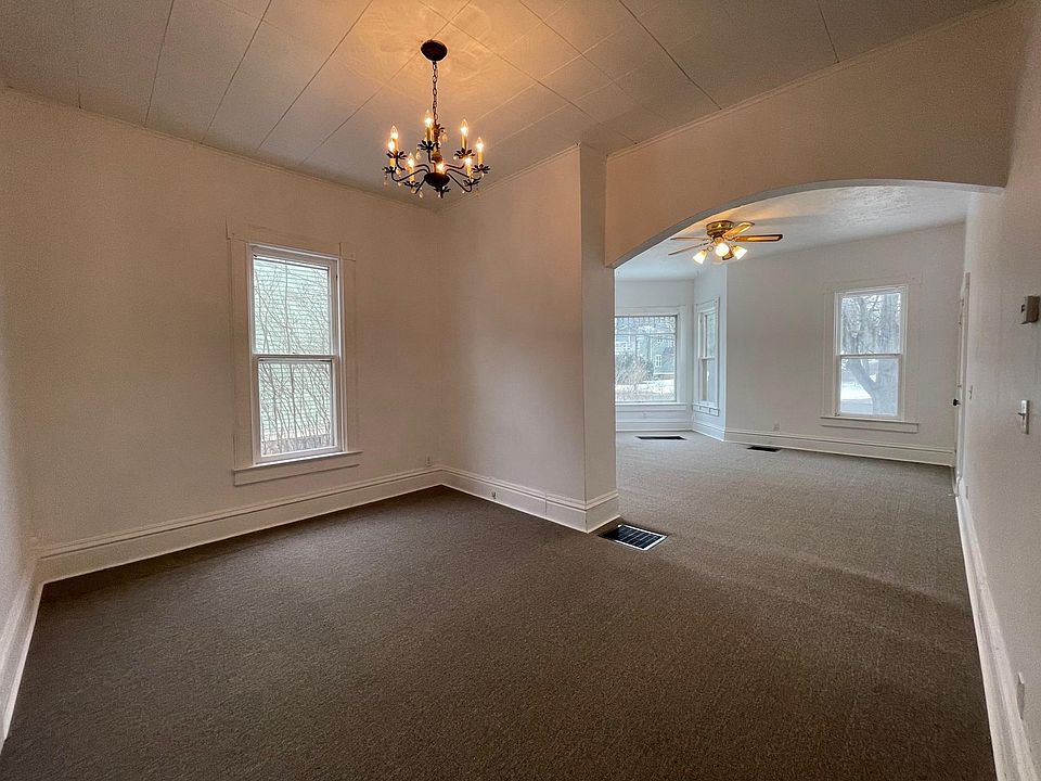 1st image of 502 Douglas Ave