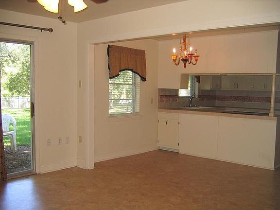 5th image of 845 Highland Park Dr