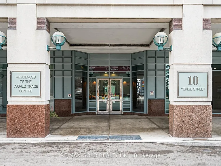 10 Yonge St #2710 — Photo 19