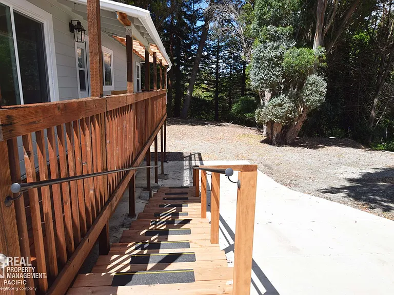 1835 Bonita Road — Photo 15