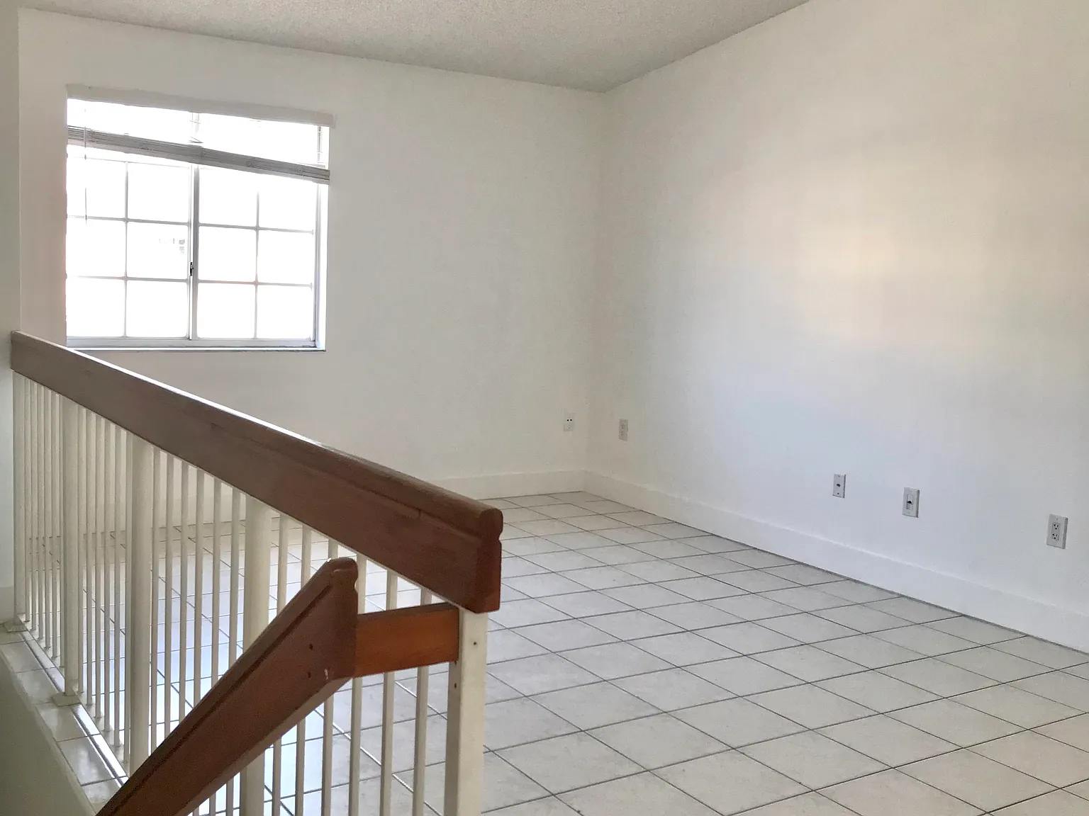 2 bed, 870 sqft, $2,200 — Photo 3