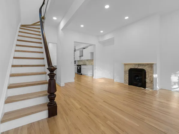 330 Forrest Street image 4 of 33