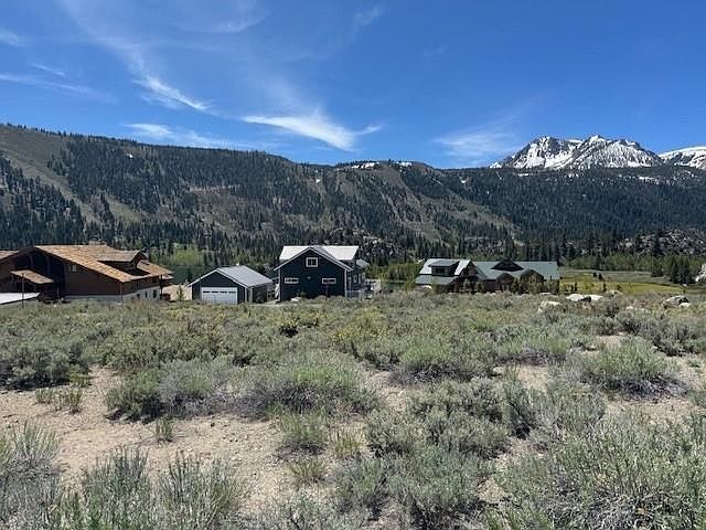 2nd image of 49 Alpenglow Ct