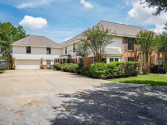 3rd image of 4218 Penn Ln