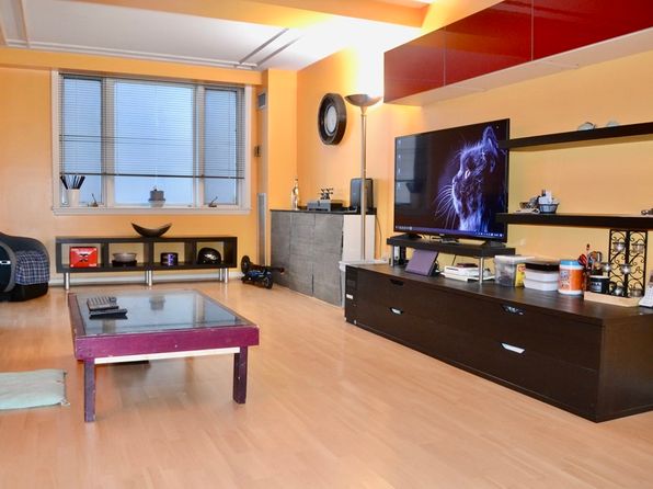 10 Rogers St APT 703, Cambridge, MA 02142