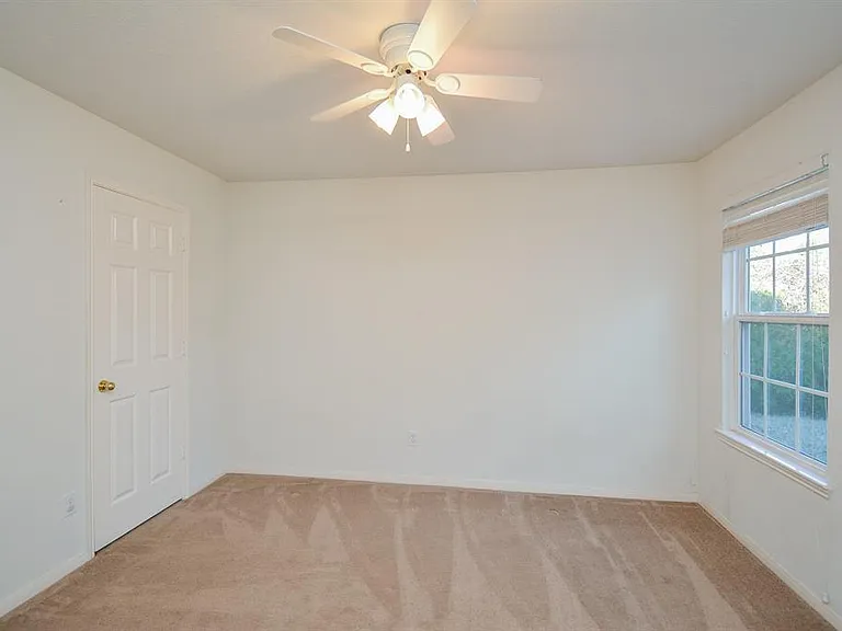 5819 Mitre Peak Ln — Photo 17