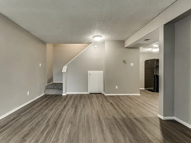 Pinewoods Apartments — Photo 11