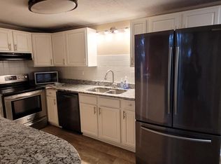 833 E Cumberland Dr, Louisville, TN 37777