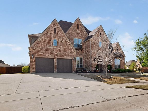 3rd image of 1000 Truman Rd