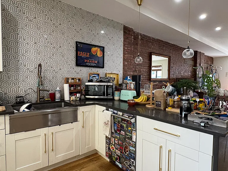 164 Harrison Ave #2 — Photo 5