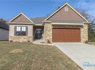 7508 King Acres Dr, Toledo, OH 43617