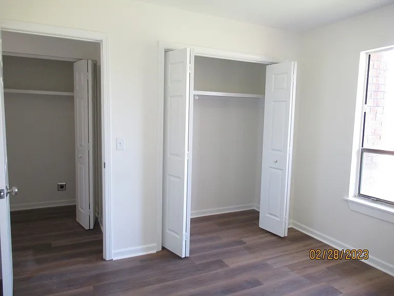 251 Rast St #L8 — Photo 8