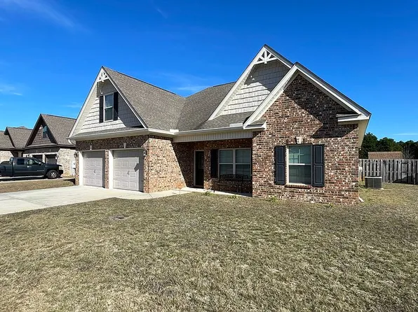 208 Ponderosa Dr, Dothan, AL 36350